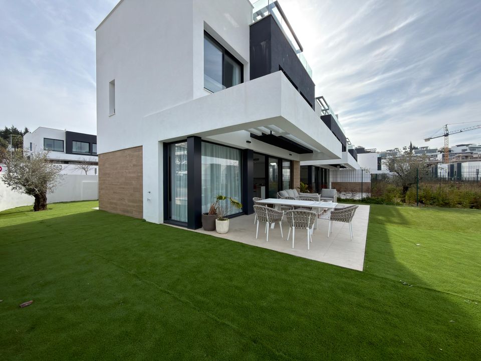 Villa i Estepona, Malaga - foto 1